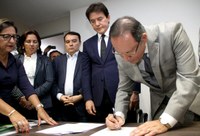 FECAM firma convênio com o ITEP e Procon estadual para levar serviços aos municípios